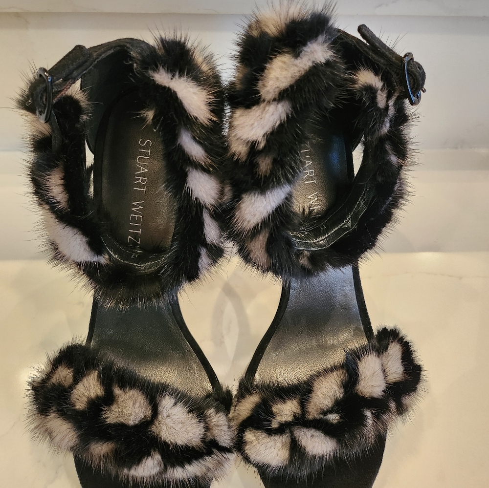 Stuart Weitzman New Without Box Mink Fur Heels - image 4